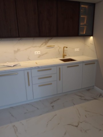 Столешница Technistone CRYSTAL CALACATTA SILVA, стеновая